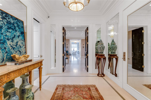 2300 Wolf Street #8BC